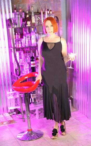 , 48  female escort, Orange County