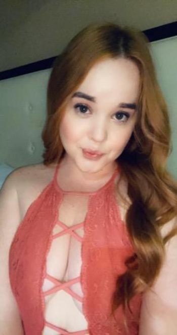 Flower, 21  female escort, Orange County