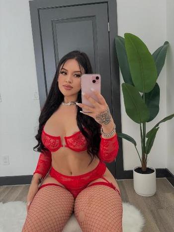 Angie, 27  female escort, Orange County