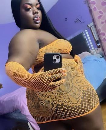 530-323-8432, 28  female escort, Orange County