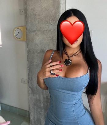 213-285-2049, 26  female escort, Orange County