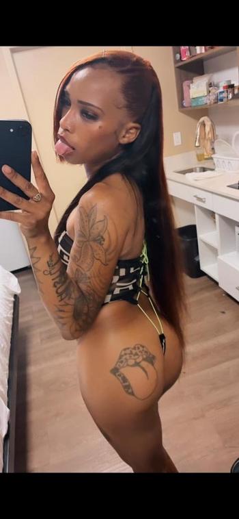 Candy, 26  female escort, Orange County