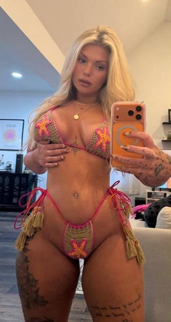 sofia, 25  female escort, Orange County