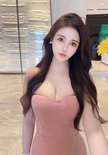 714-825-7197, 23  female escort, Orange County