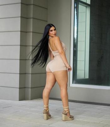 9492000172, female escort, Orange County